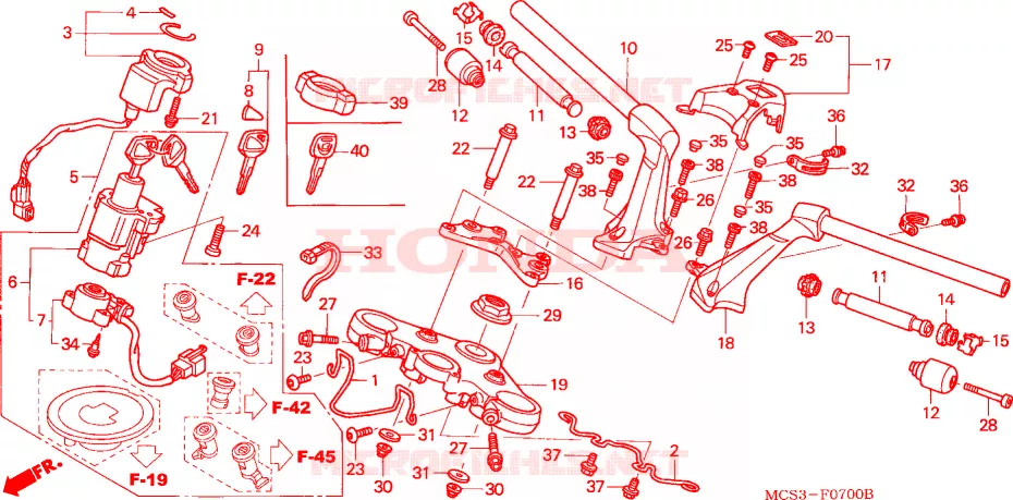 GUIDON - TE DE FOURCHE Honda MOTO 1300 PAN-EUROPEAN 2003  ST1300A2