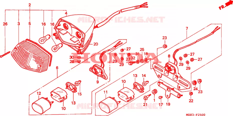 FEU ARRIERE(VT600C/CD) Honda MOTO 600 SHADOW 1994  VT600CDR